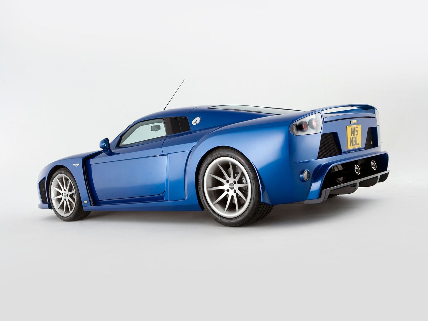 noble_M15_1_generation__Coupe__13.jpg
