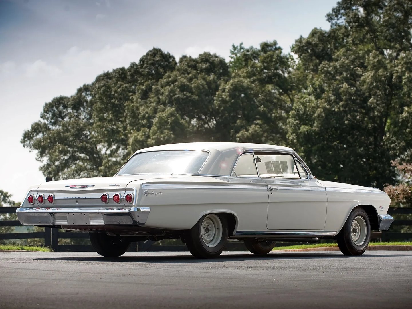 Chevrolet_Impala_3_generation__Coupe__7.jpg