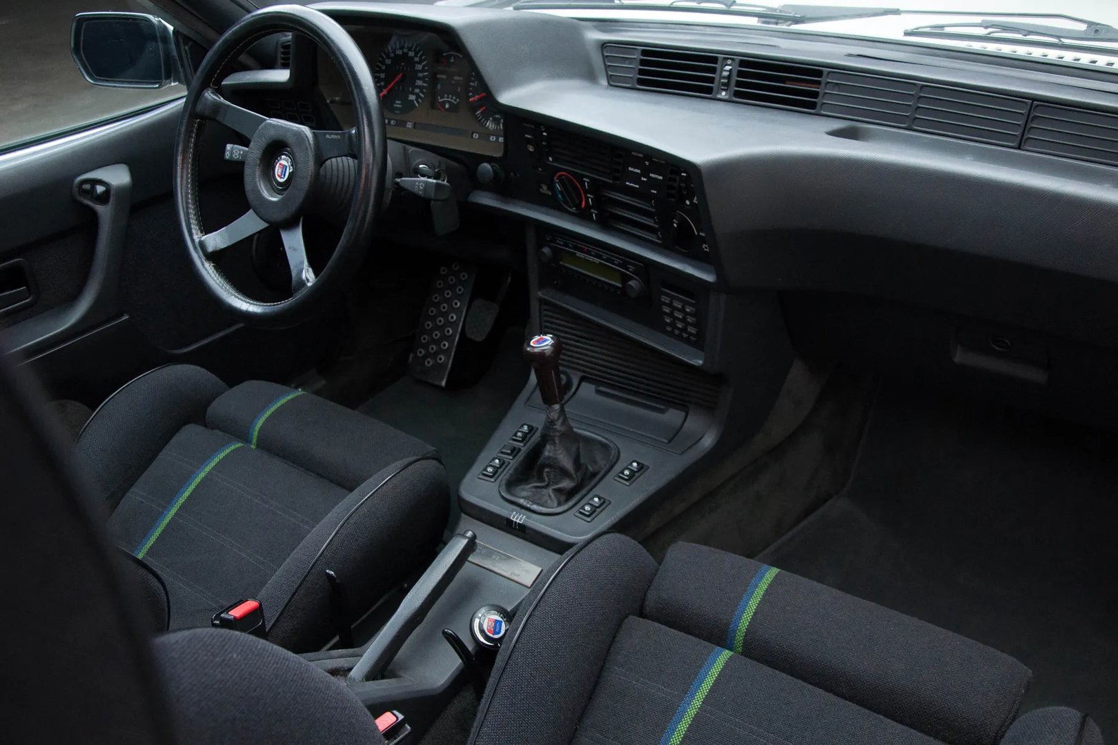 Alpina_B7_2_generation__Coupe__8.jpg