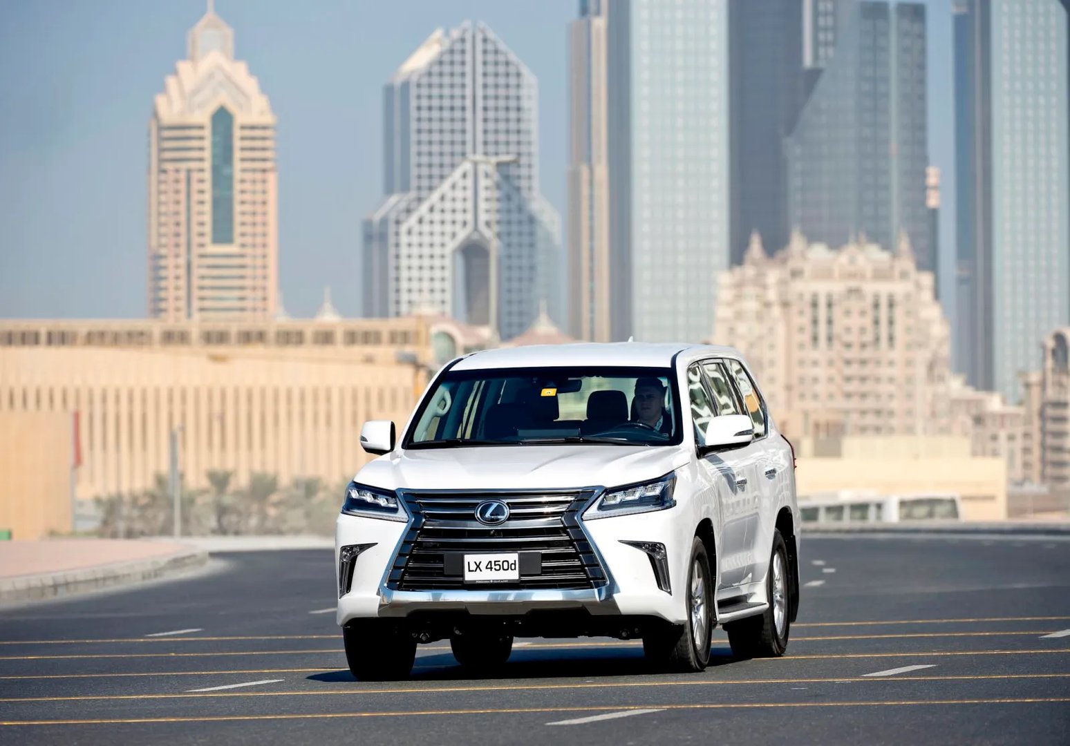 Lexus_LX_3_generation_restyling_2__SUV_5-doors__13.jpg