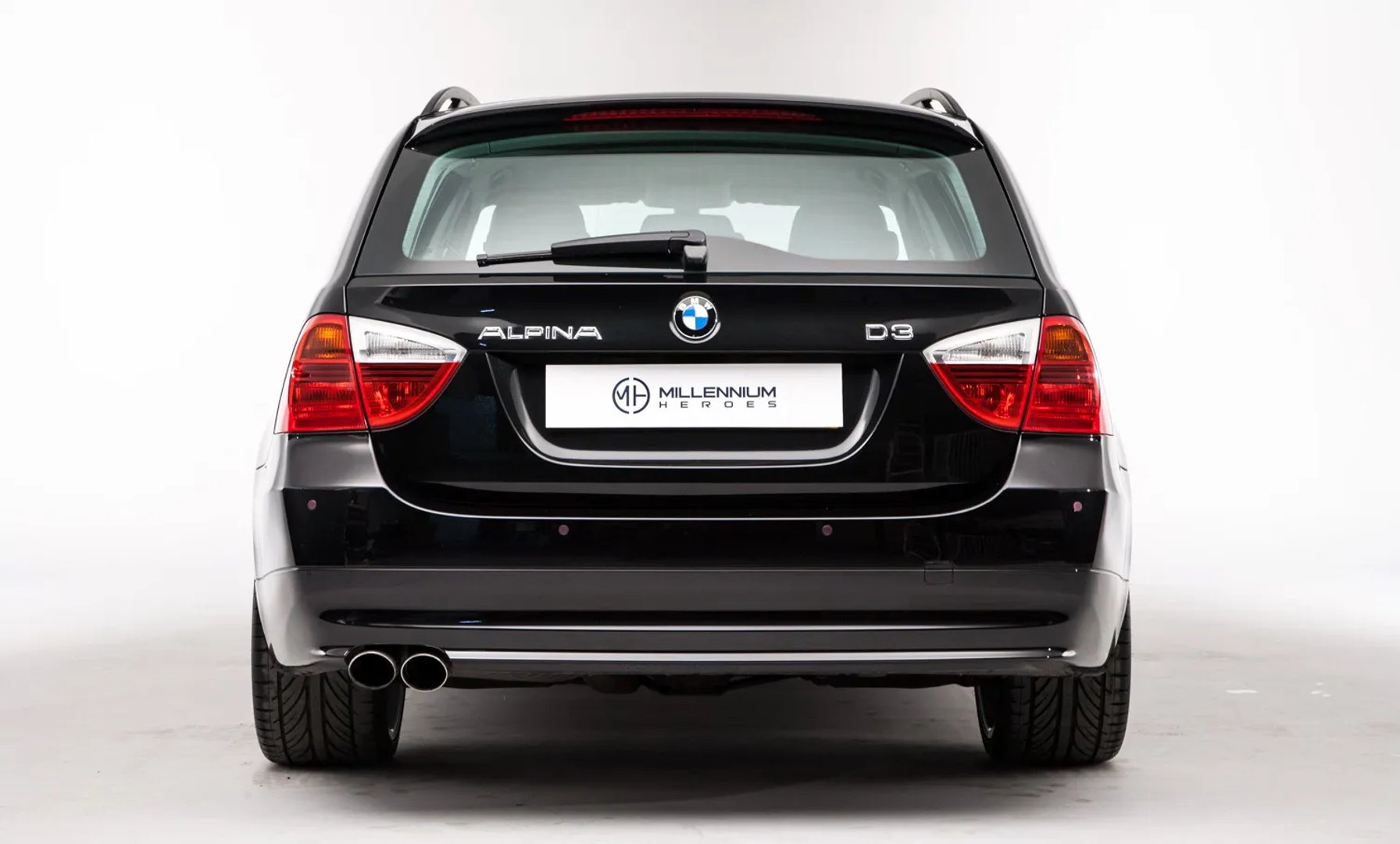 Alpina_D3_1_generation__Estate_5-door__6.jpg