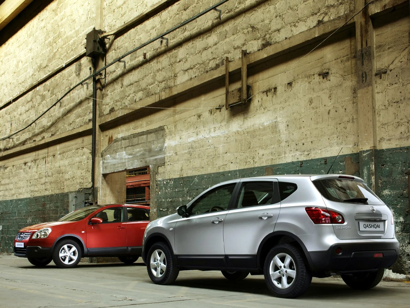 Nissan_Qashqai_1_generation__SUV_5-doors__11.jpg