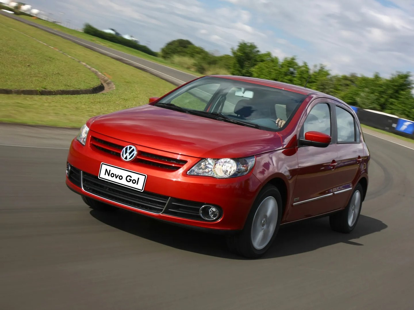 Volkswagen_Gol_3_generation__Mini_5-doors__4.jpg