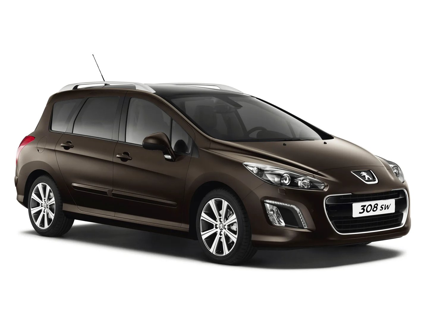 Peugeot_308_1_generation_restyling__Estate_5-door__6.jpg