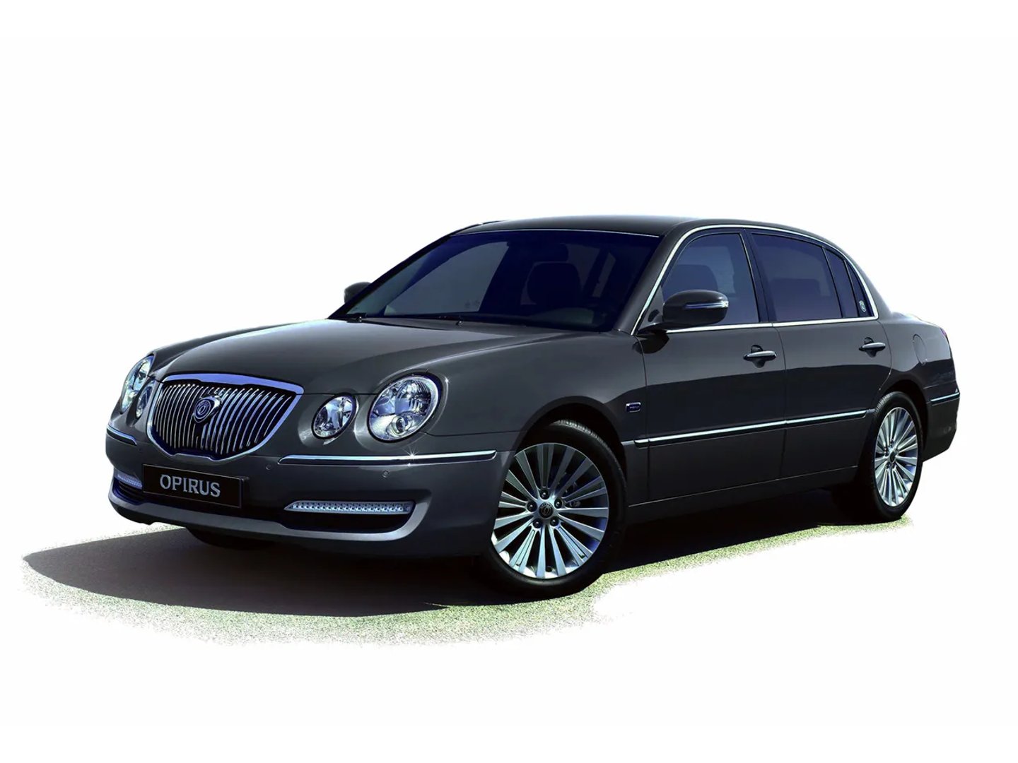 Kia_Opirus_1_generation_restyling__Sedan__7.jpg