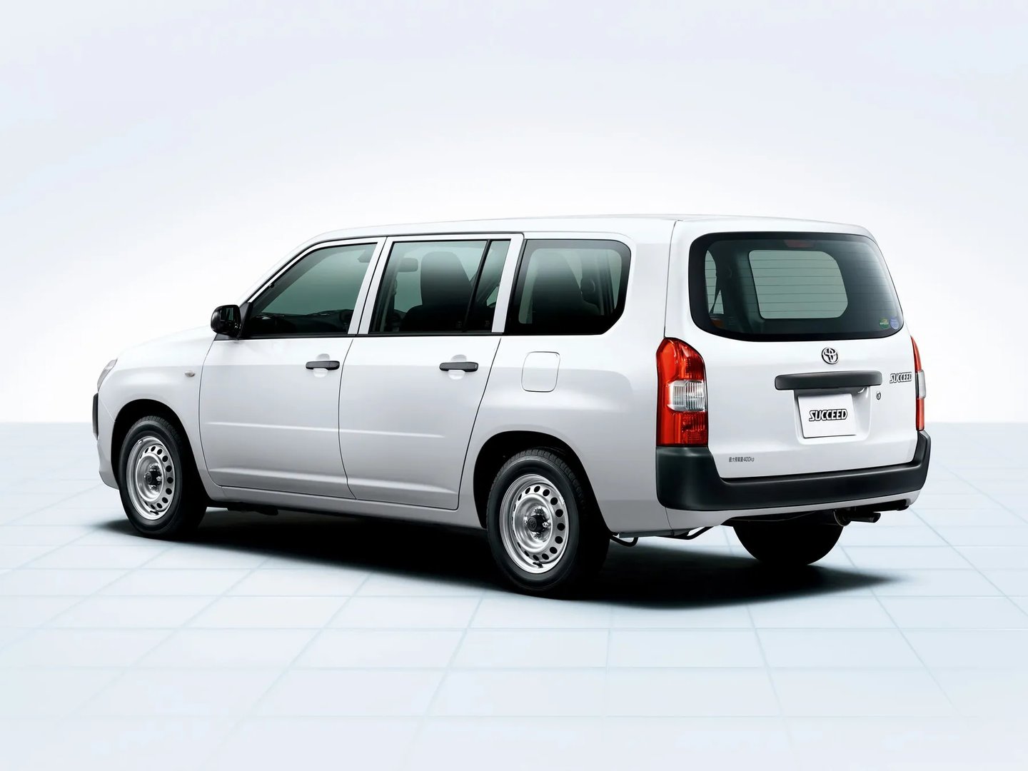 Toyota_Succeed_1_generation_restyling__Estate_5-door__6.jpg