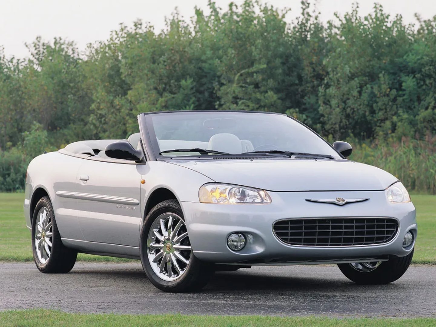 Chrysler_Sebring_2_generation__Cabrio__4.jpg