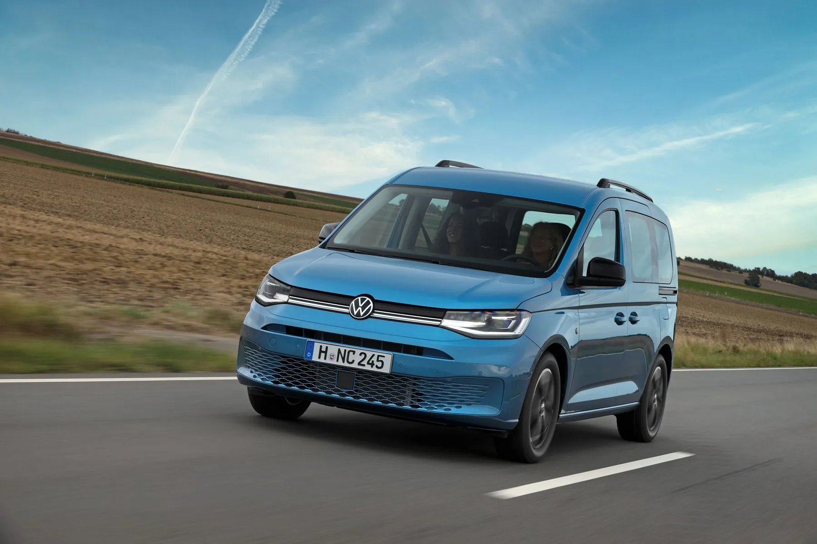 Volkswagen_Caddy_5_generation__Compact_Van__7.jpg