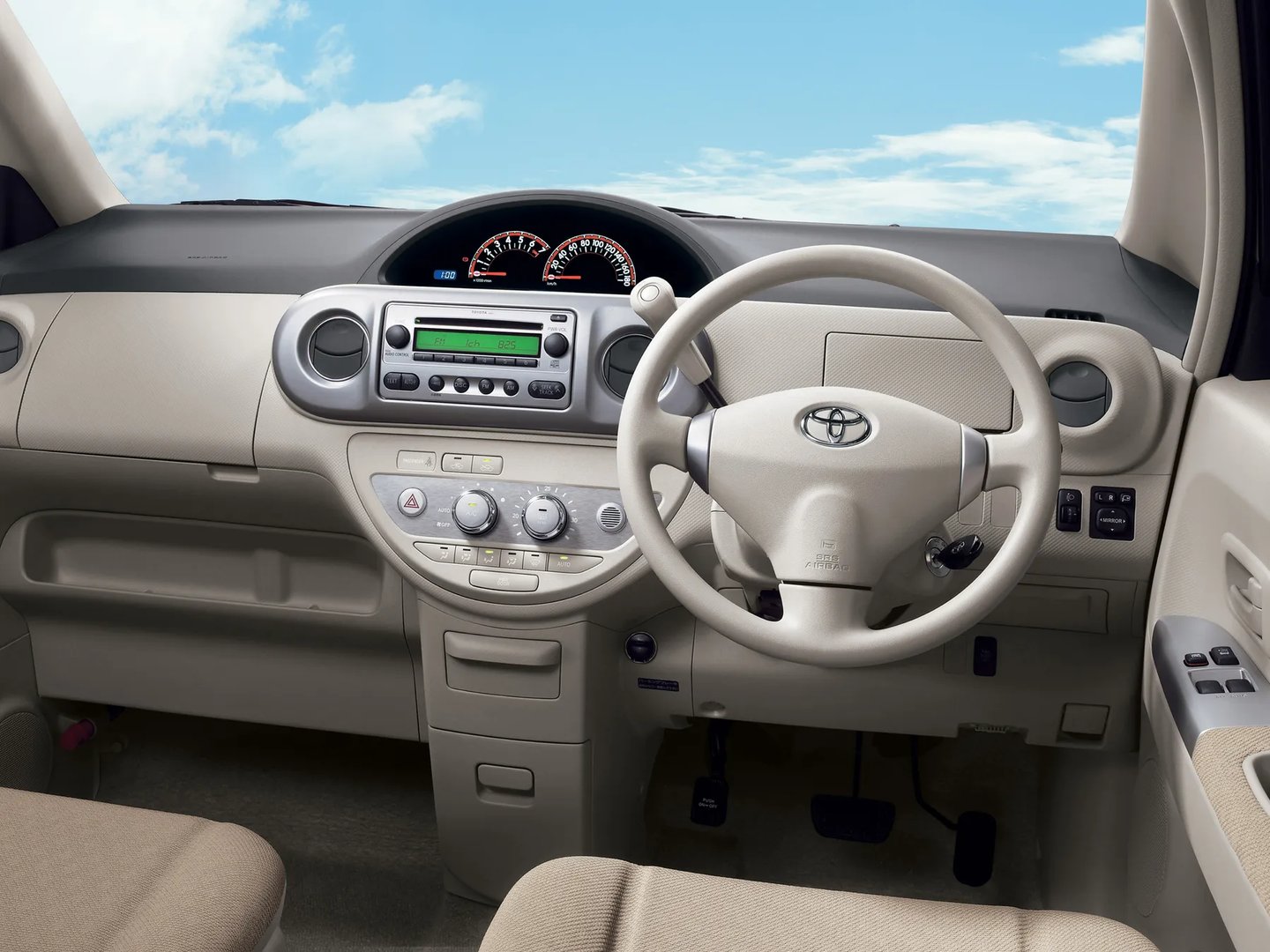 Toyota_Porte_1_generation__Compact_Van__10.jpg