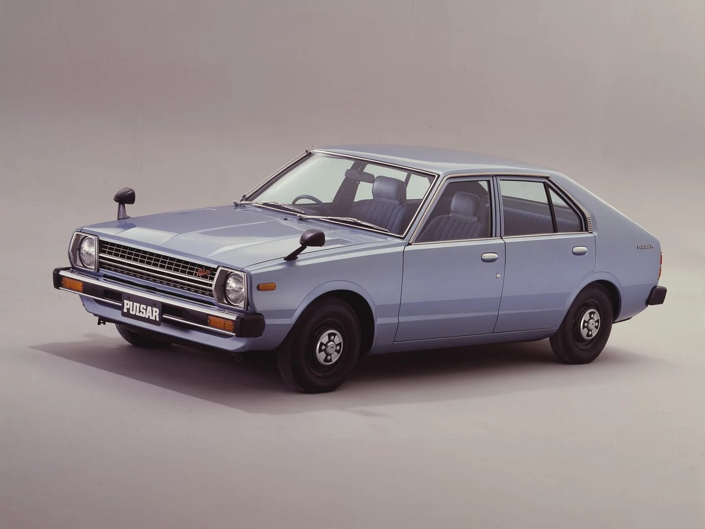 Nissan_Pulsar_1_generation__Mini_5-doors__4.jpg