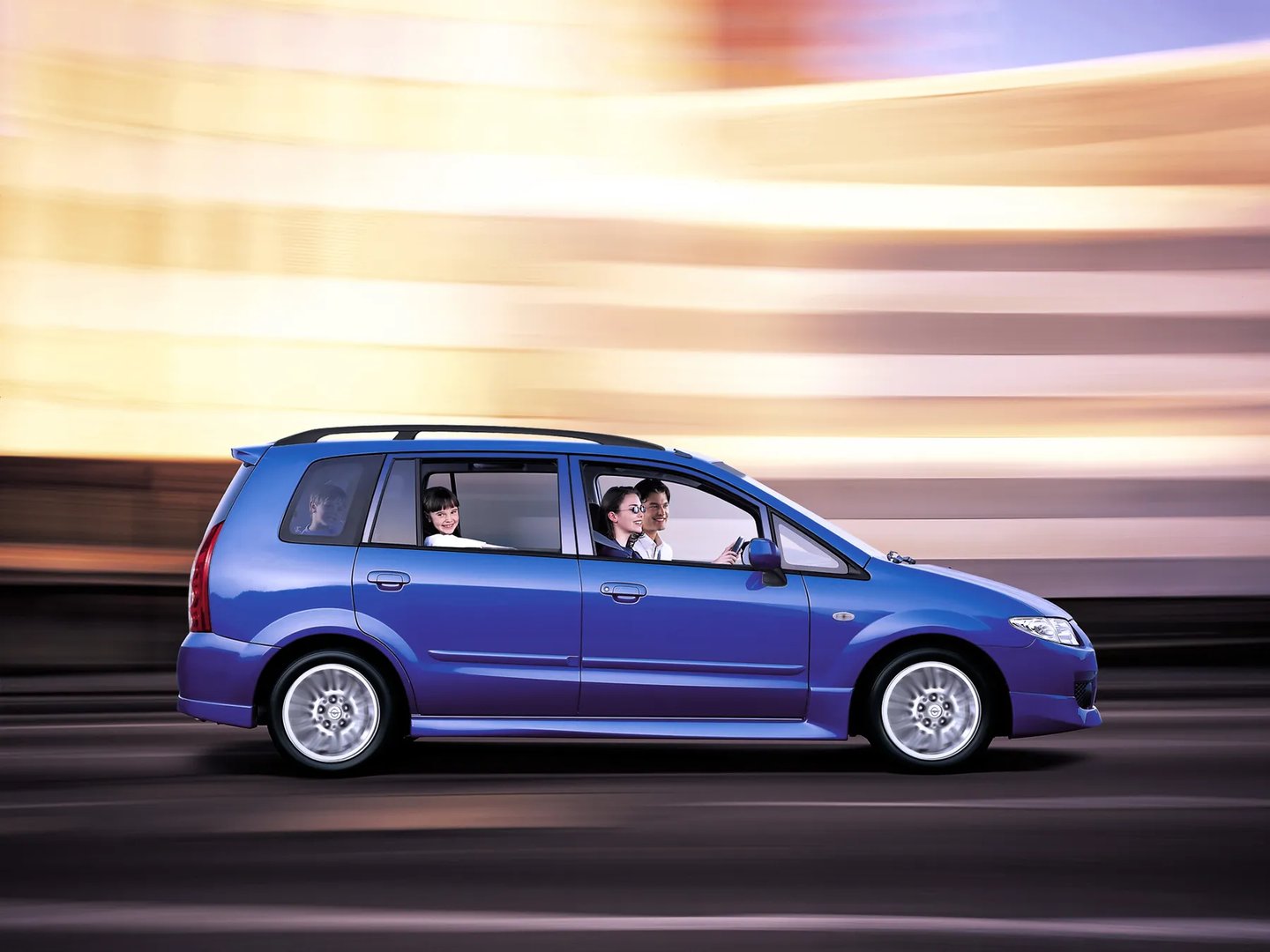 Haima_Freema_1_generation__Minivan__1.jpg
