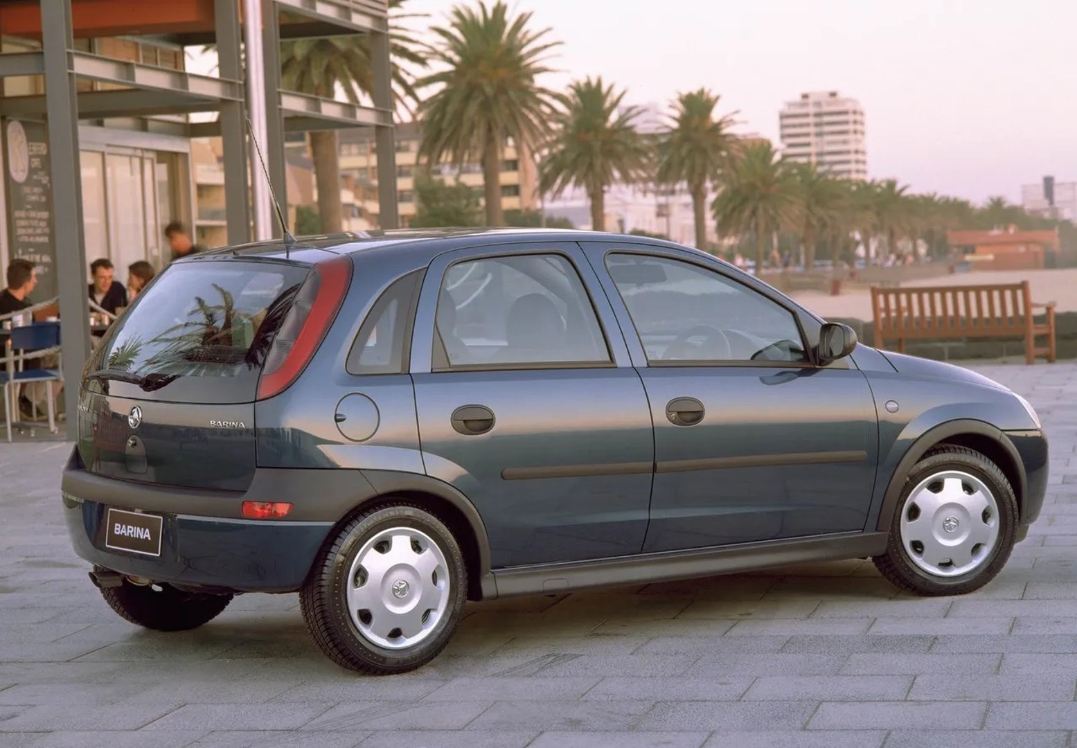 Holden_Barina_4_generation__Mini_5-doors__3.jpg