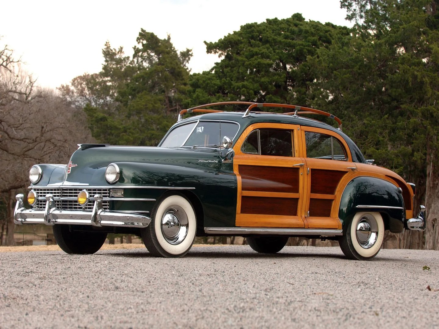 Chrysler_Windsor_2_generation__Sedan__4.jpg