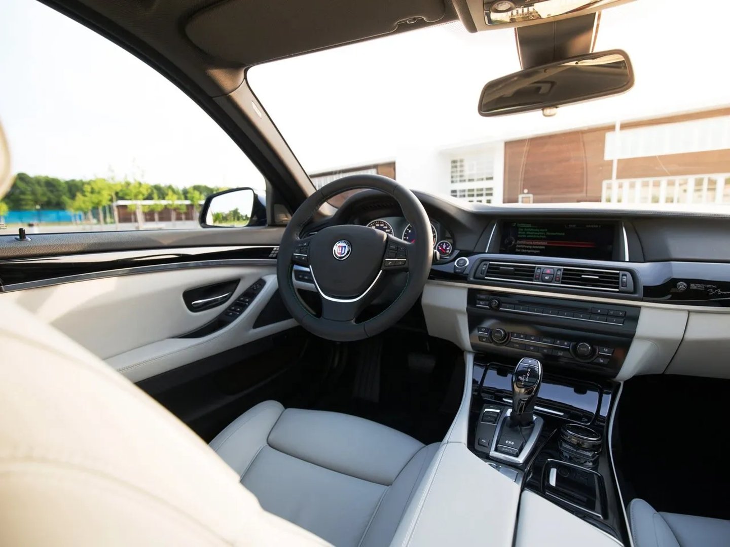 Alpina_D5_1_generation_restyling__Sedan__2.jpg