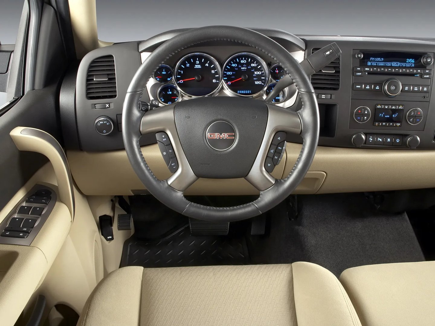 GMC_Sierra_2_generation__Pickup_1.5-cab__9.jpg