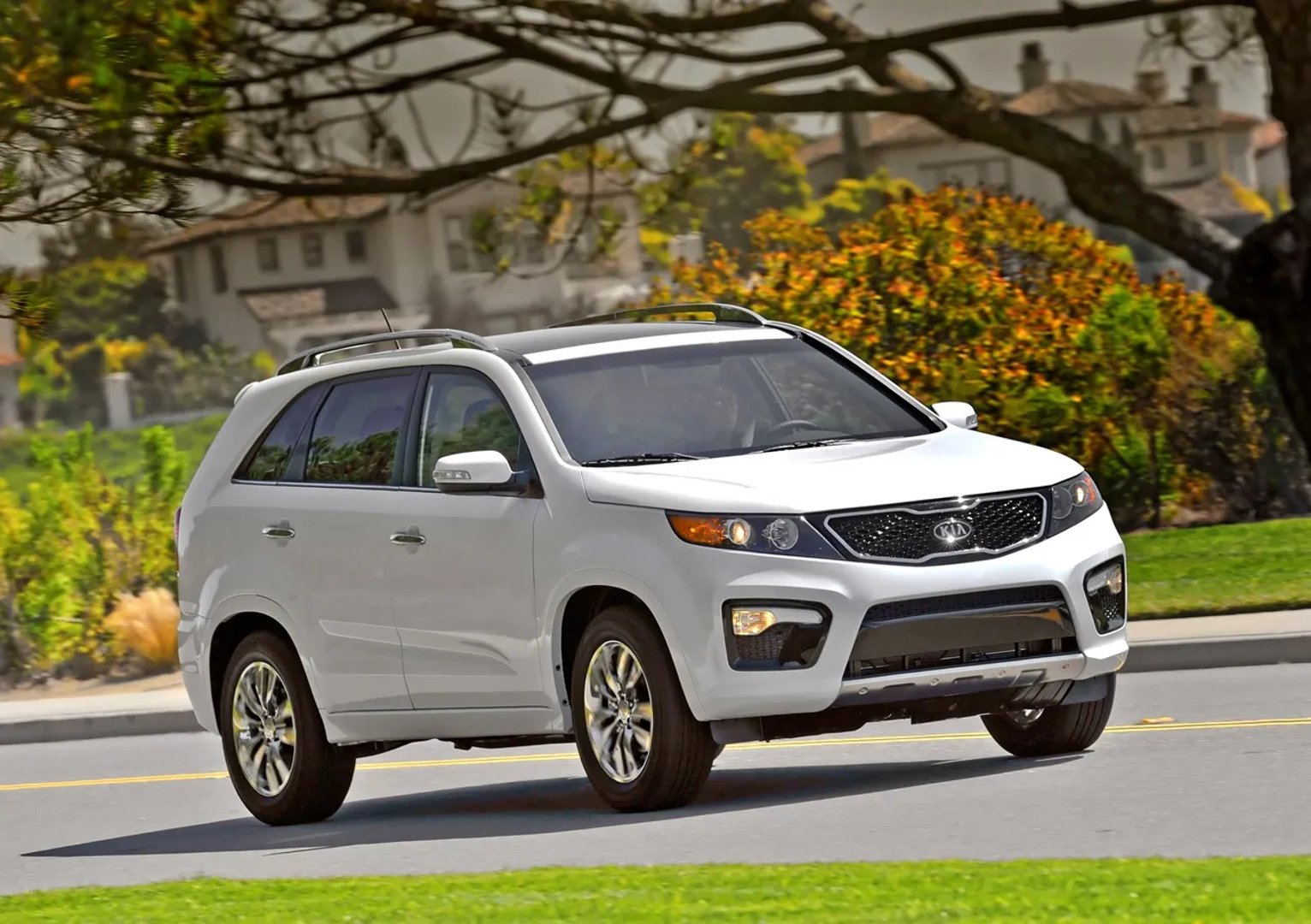 Kia_Sorento_2_generation_restyling__SUV_5-doors__1.jpg