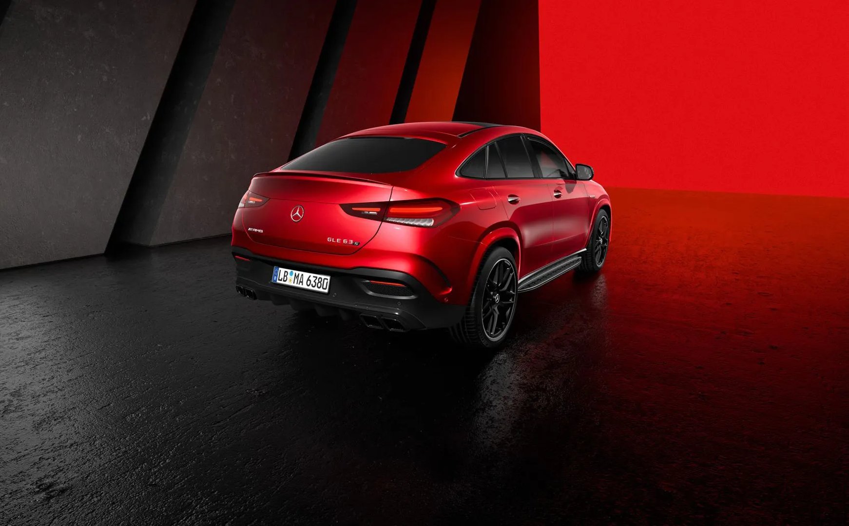Mercedes_GLE_Coupe_AMG_2_generation_restyling__SUV_Coupe__7.jpg