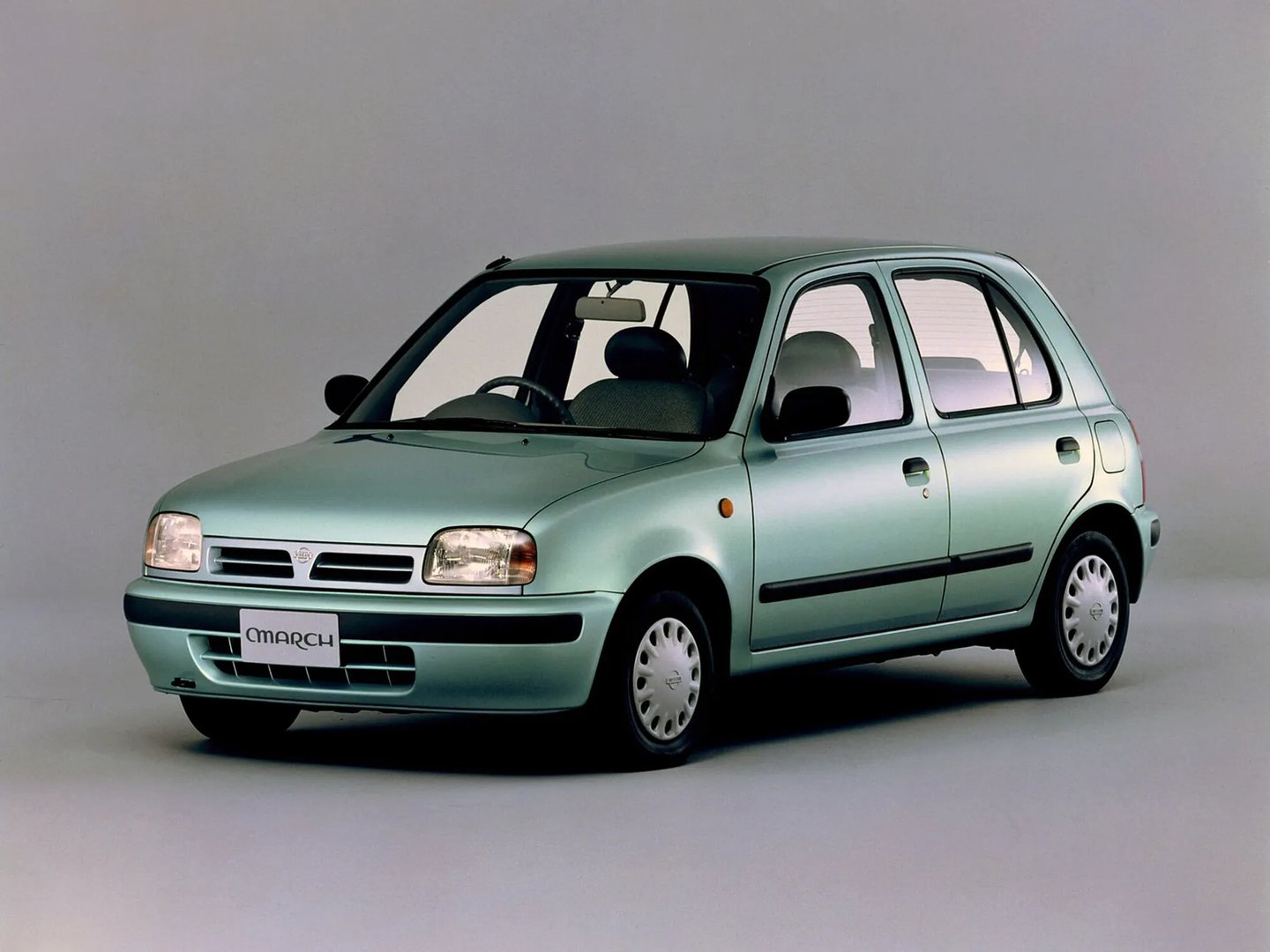 Nissan_March_2_generation__Mini_5-doors__7.jpg