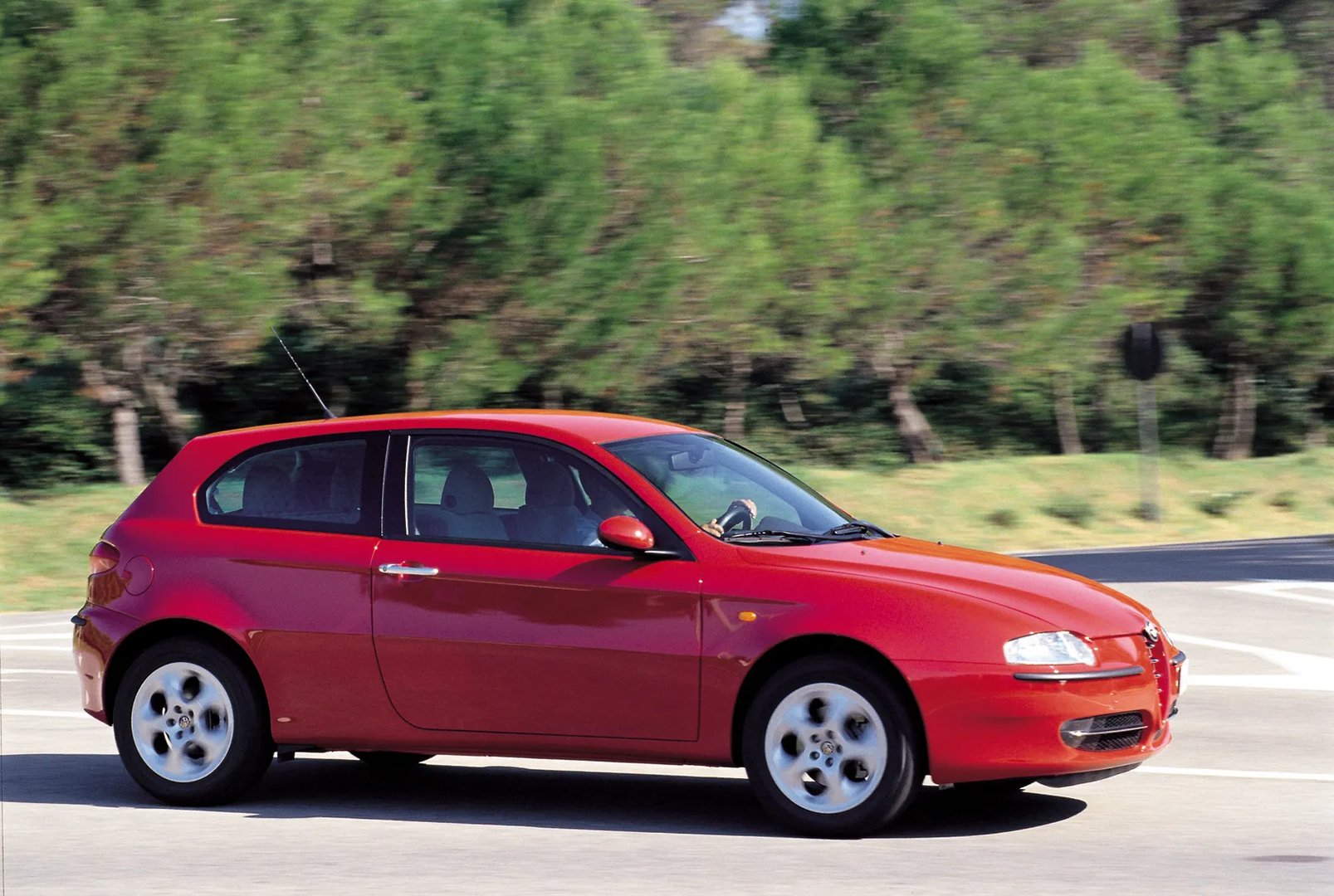 Alfa Romeo 147 1 generation  Hatchback 3-door