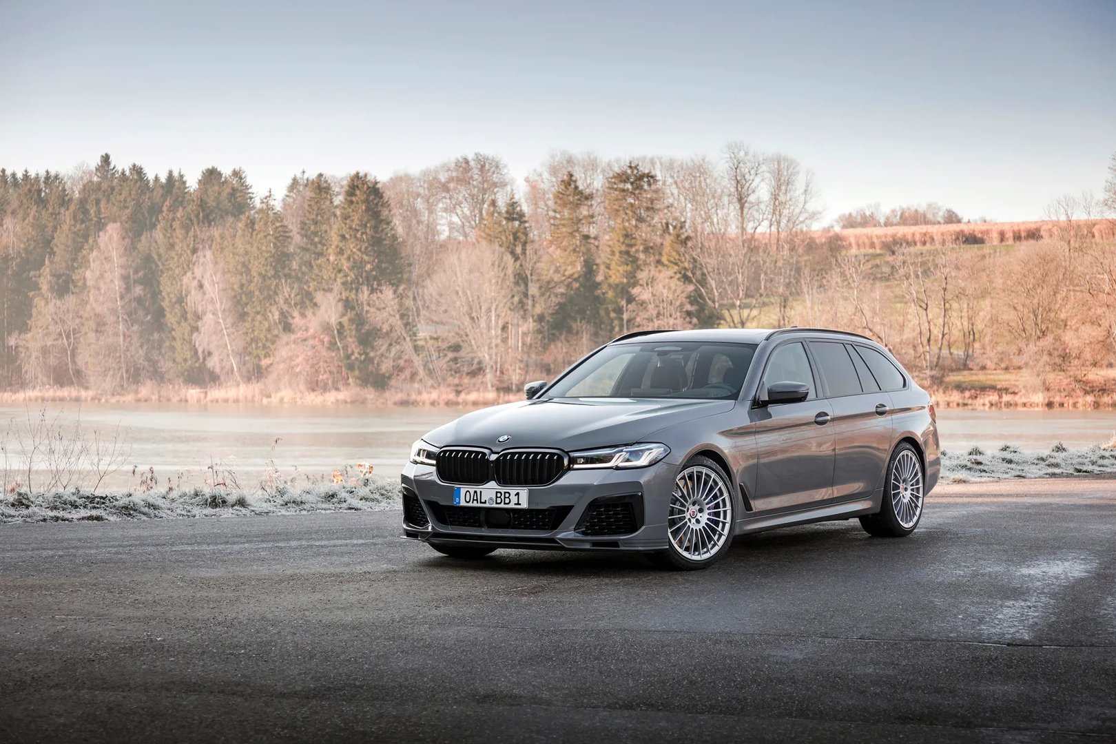 —  Estate 5-door