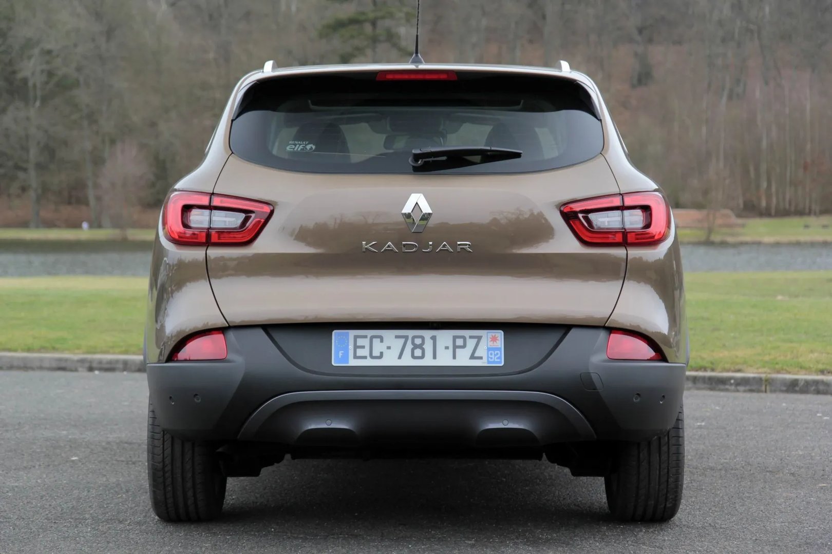 Renault_Kadjar_1_generation__SUV_5-doors__6.jpg