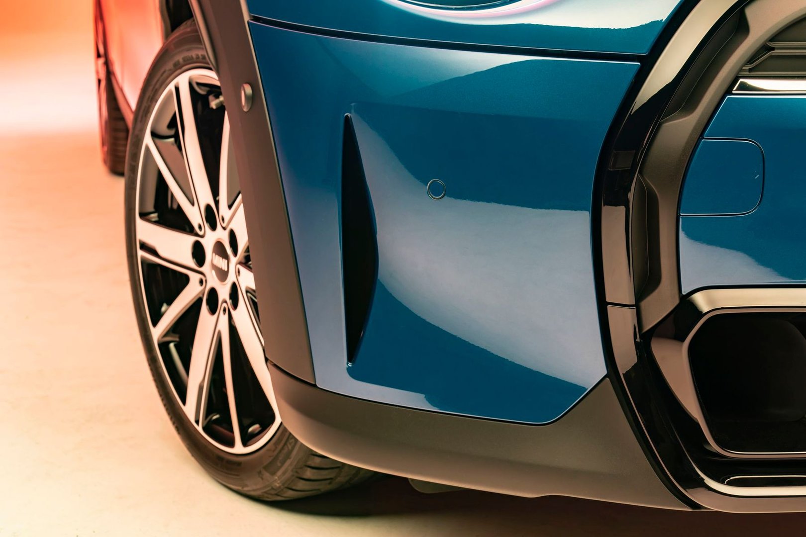 mini_Cooper_3_generation_restyling_2__Mini_5-doors__11.jpg