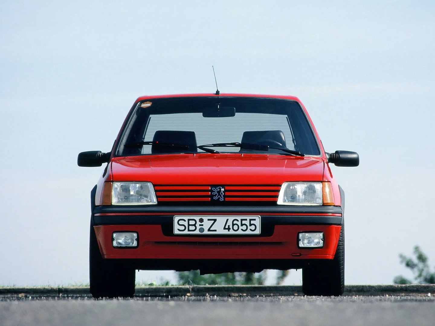 Peugeot_205_GTi_1_generation__Hatchback_3-door__7.jpg