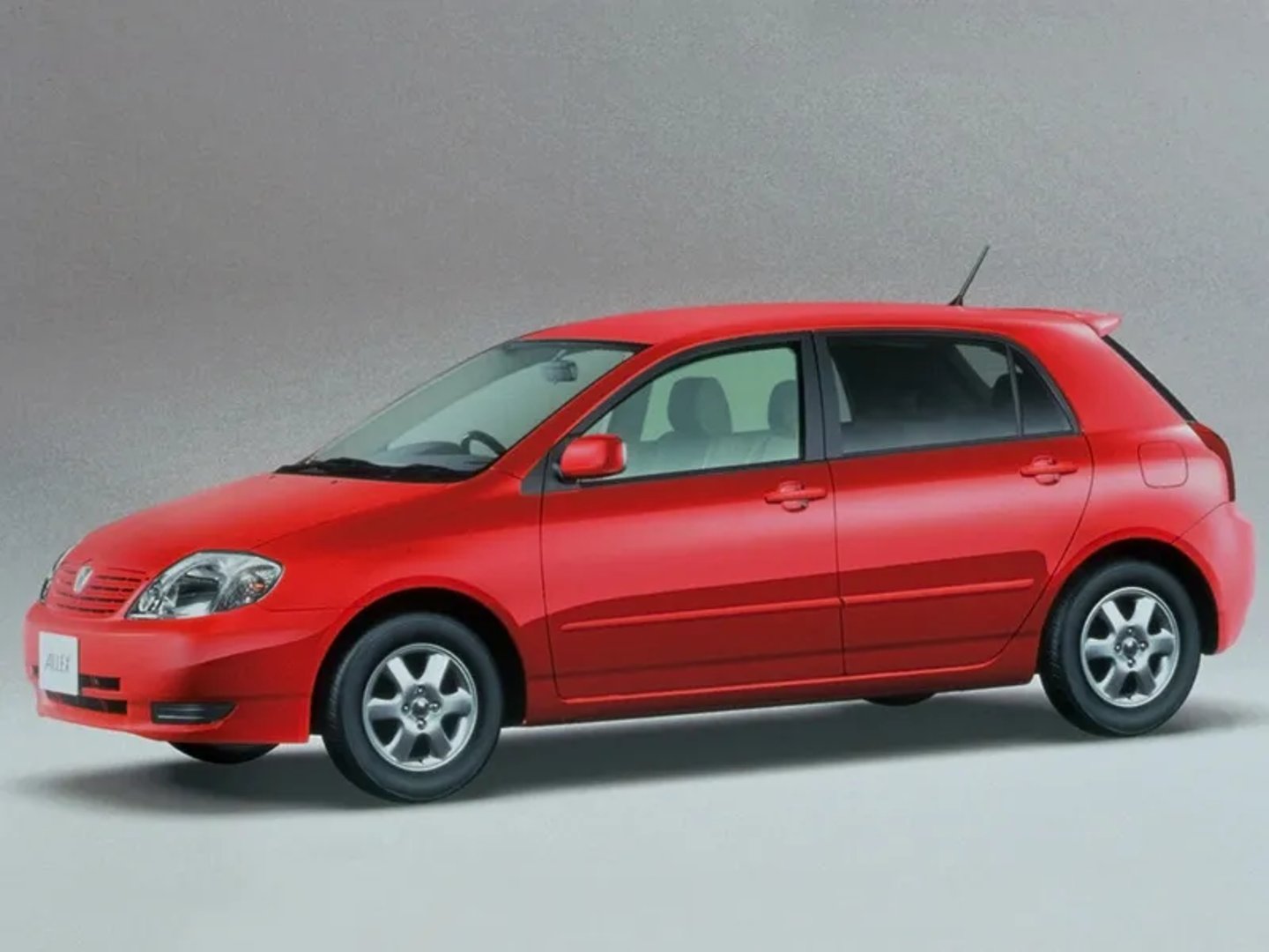 Toyota_Corolla_Run-X_1_generation__Hatchback_5-door__1.jpg