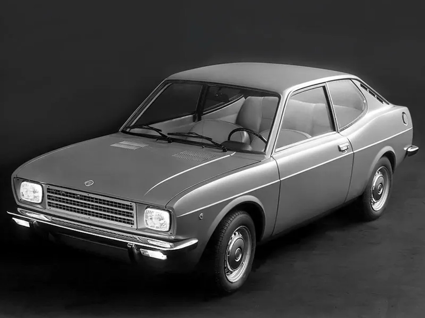 Fiat_128_1_generation__Coupe__1.jpg