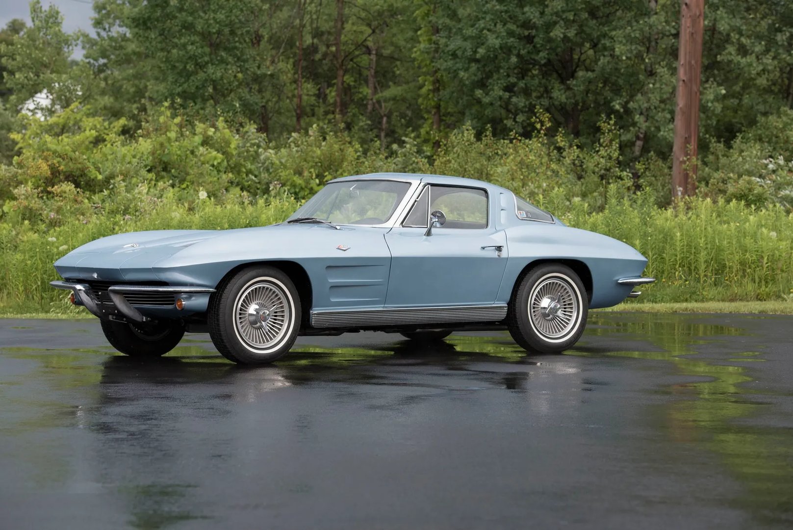 Chevrolet_Corvette_2_generation__Coupe__10.jpg
