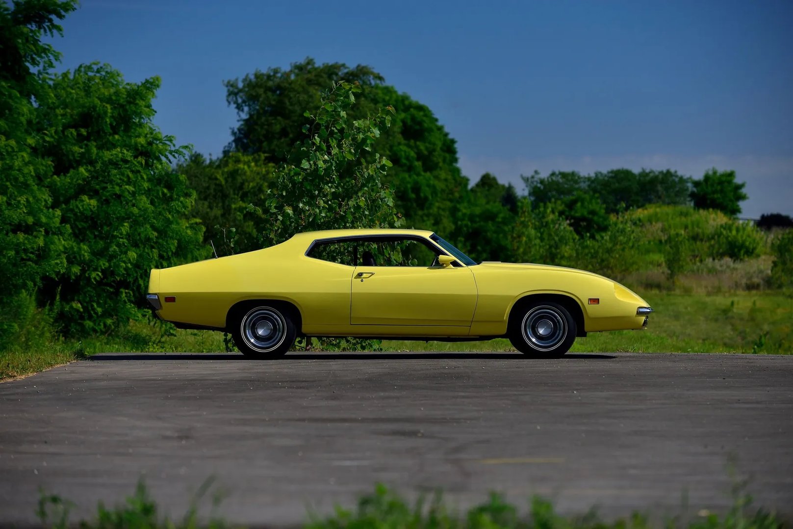 Ford_Torino_2_generation__Fastback__12.jpg