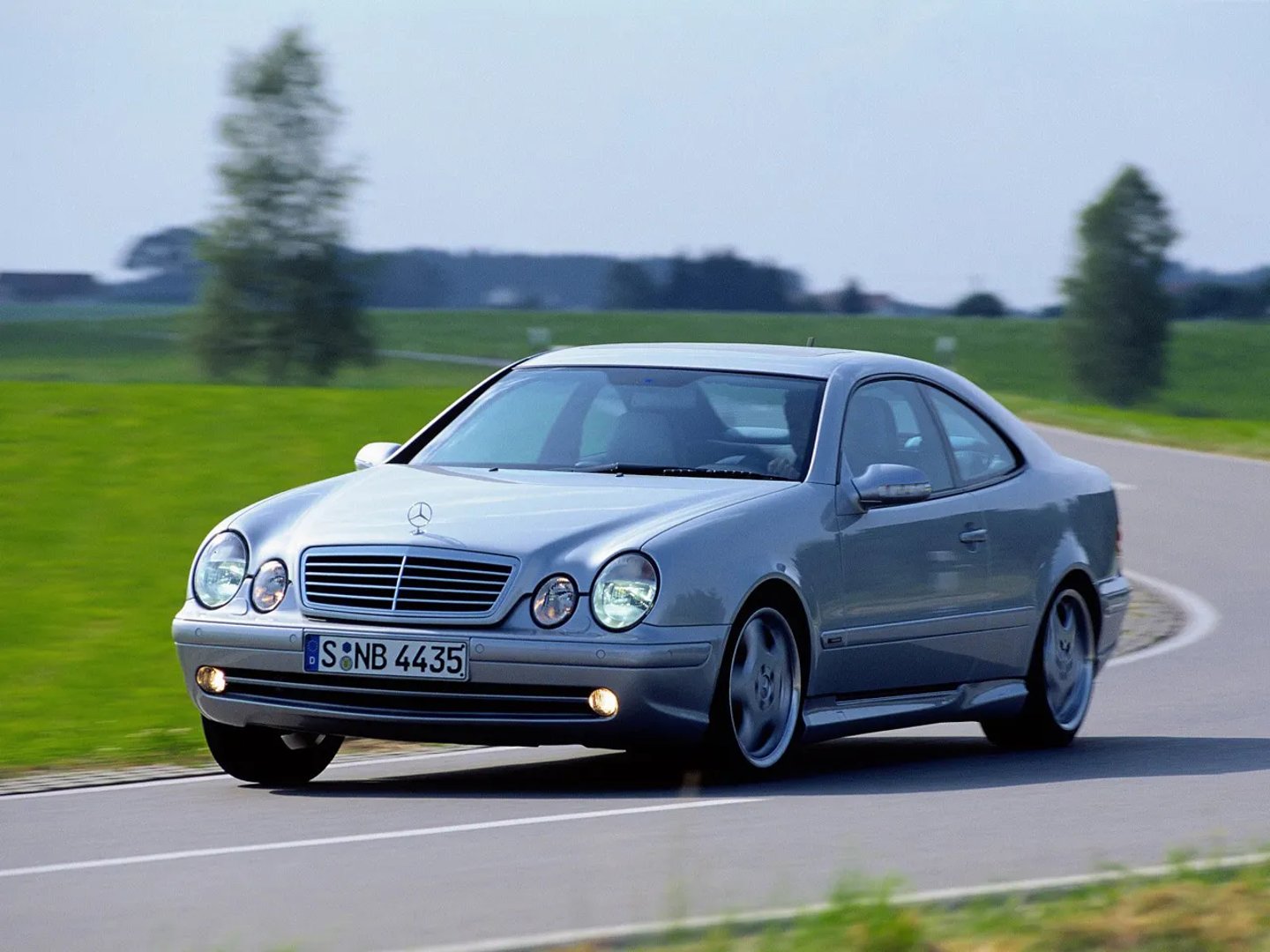 C208  Coupe