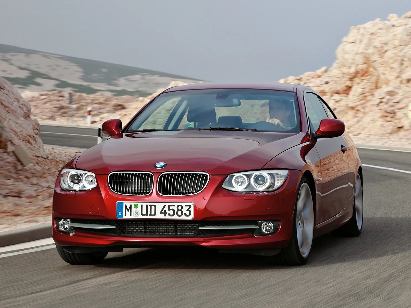 BMW_3_series_5_generation_restyling__Coupe__12.jpg