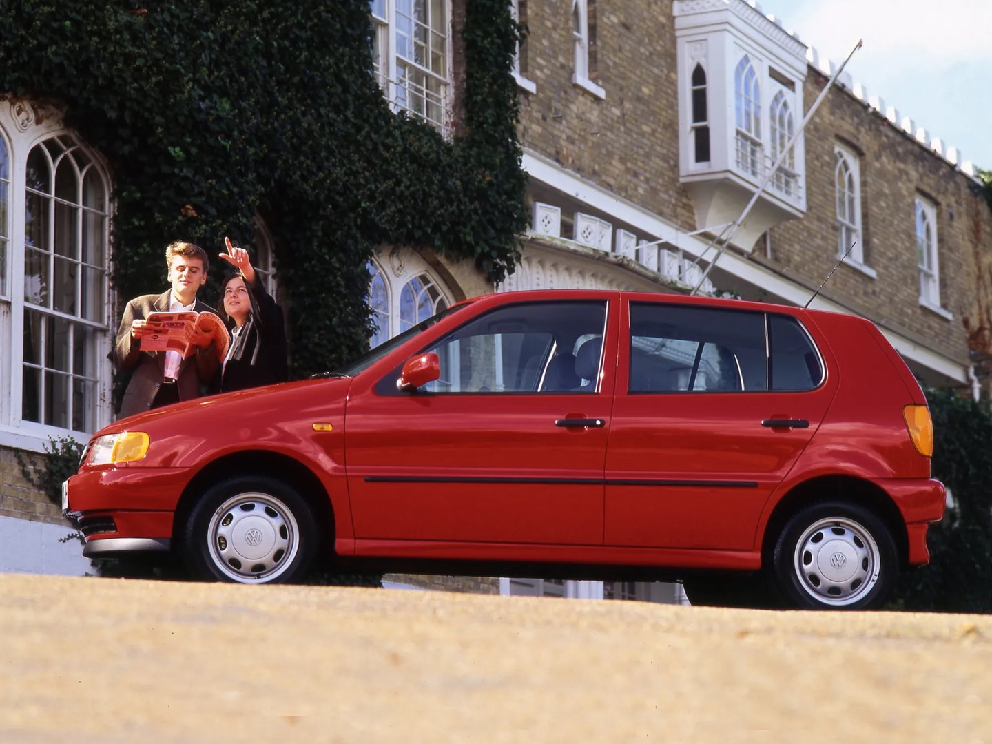 Volkswagen_Polo_3_generation__Mini_5-doors__4.jpg