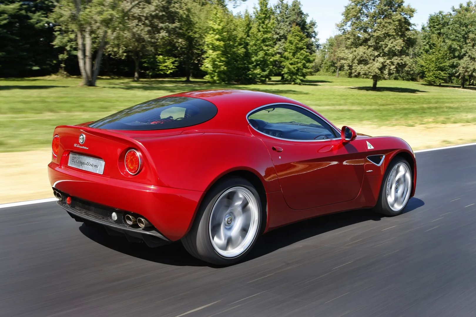 Alfa Romeo_8C_Competizione_1_generation__Coupe__8.jpg