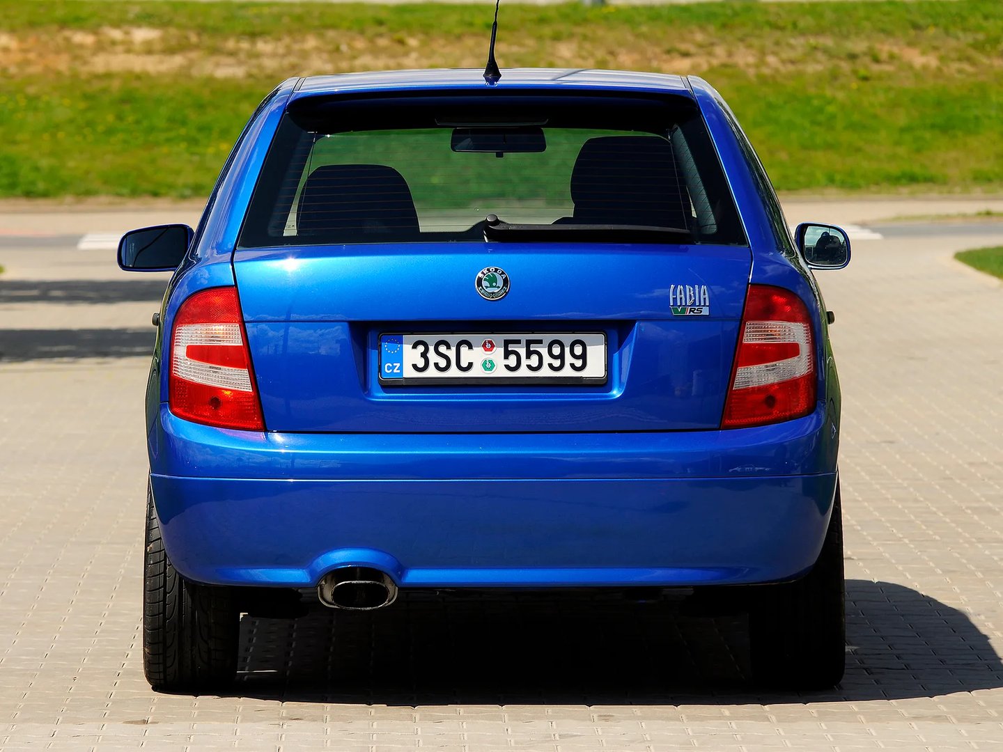 Skoda_Fabia_RS_1_generation_restyling__Hatchback_5-door__4.jpg