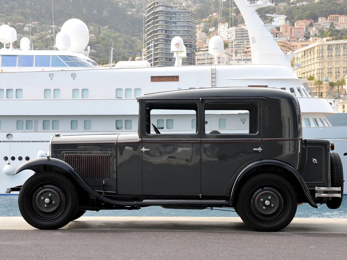 Peugeot_201_1_generation__Sedan__4.jpg