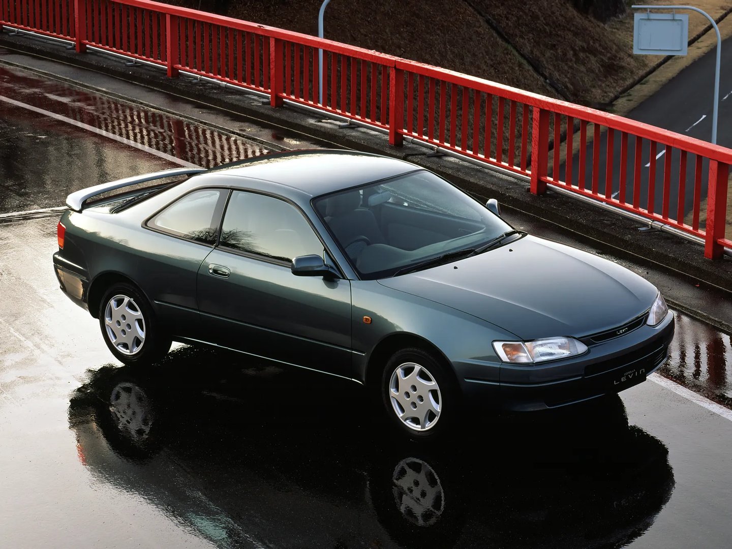 Toyota_Corolla_Levin_7_generation__Coupe__5.jpg