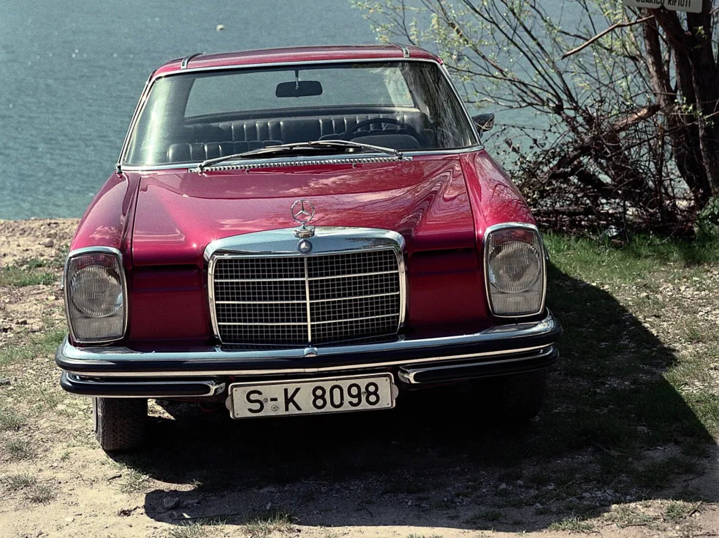 Mercedes_W114_1_generation__Coupe__2.jpg