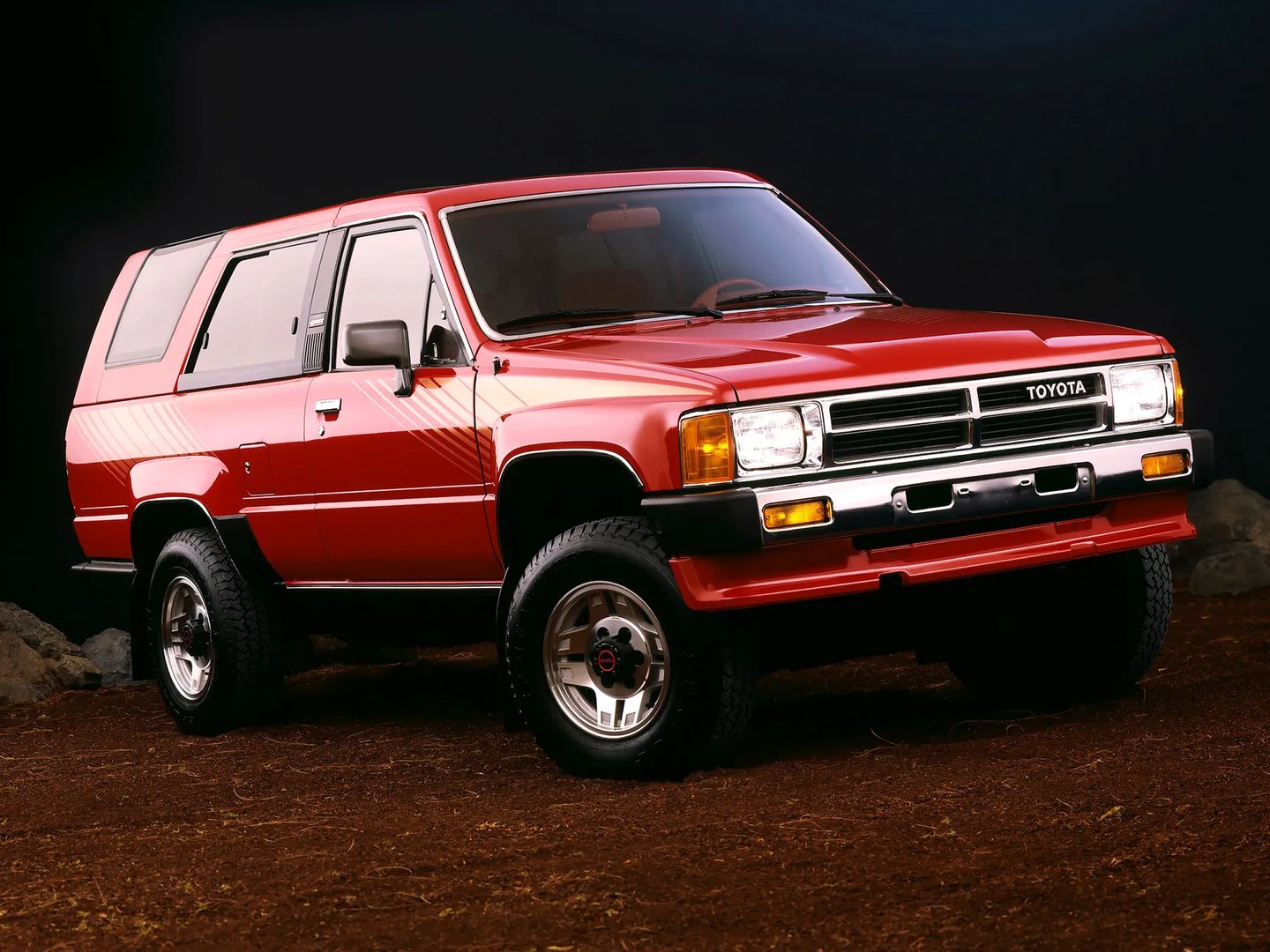 Toyota_4Runner_1_generation__SUV_3-doors__1.jpg