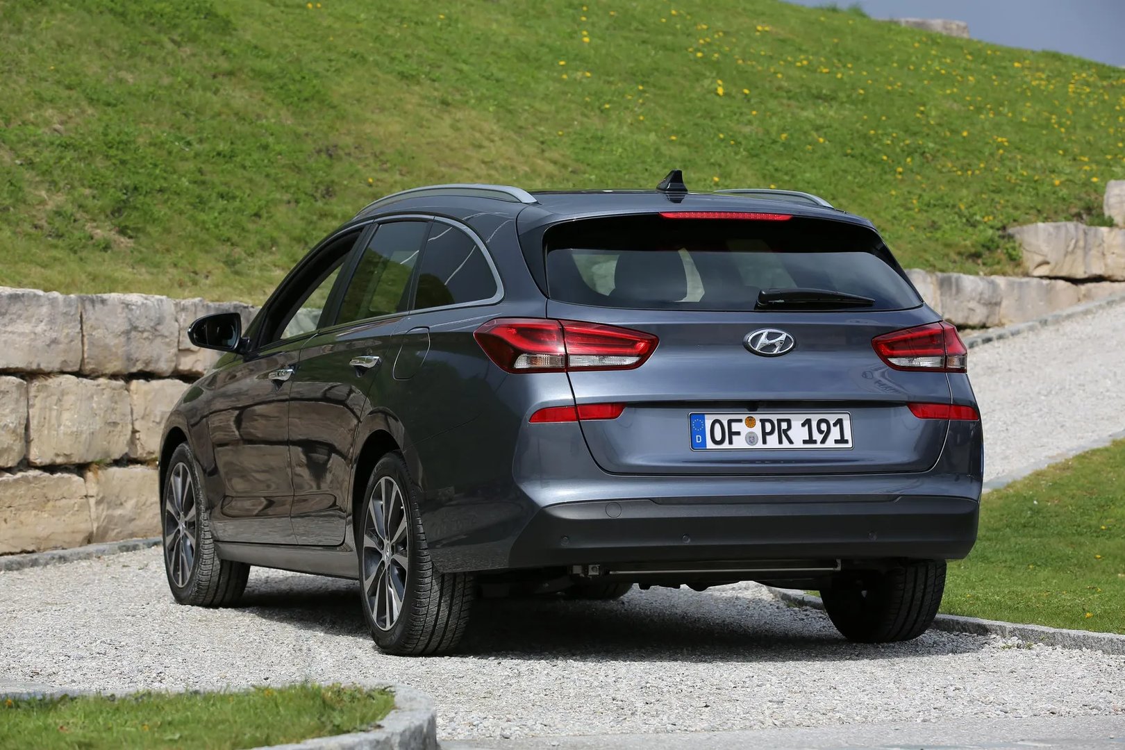 Hyundai_i30_3_generation__Estate_5-door__7.jpg