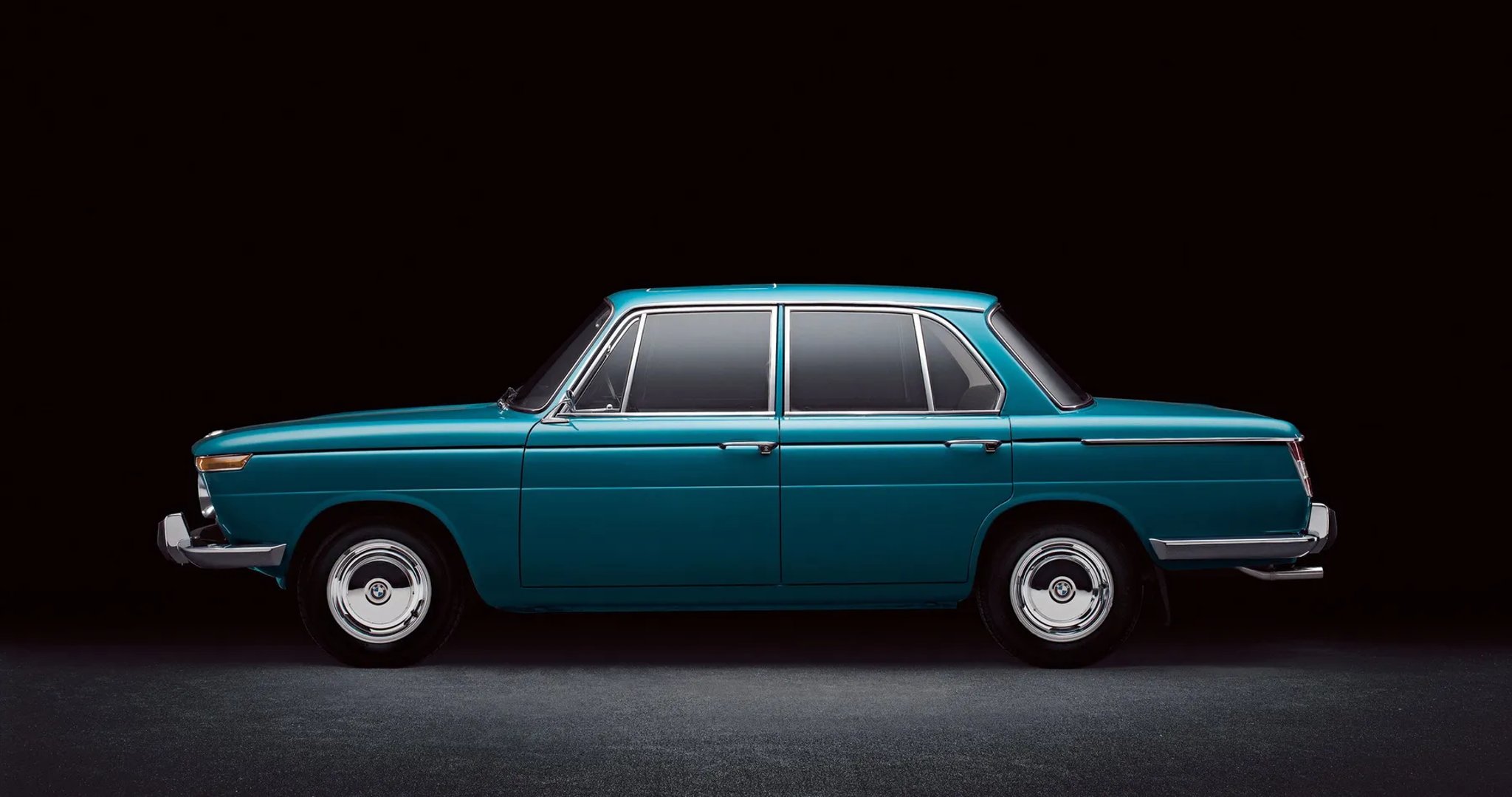 BMW_New_Class_1_generation__Sedan__7.jpg