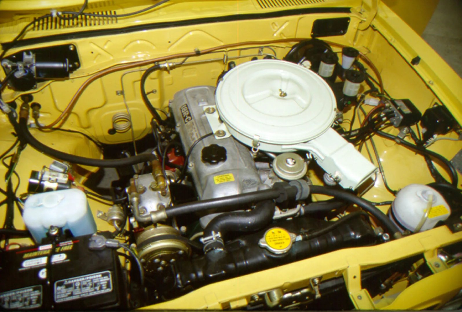 Toyota_Hilux_2_generation__Pickup_single-cab__3.jpg