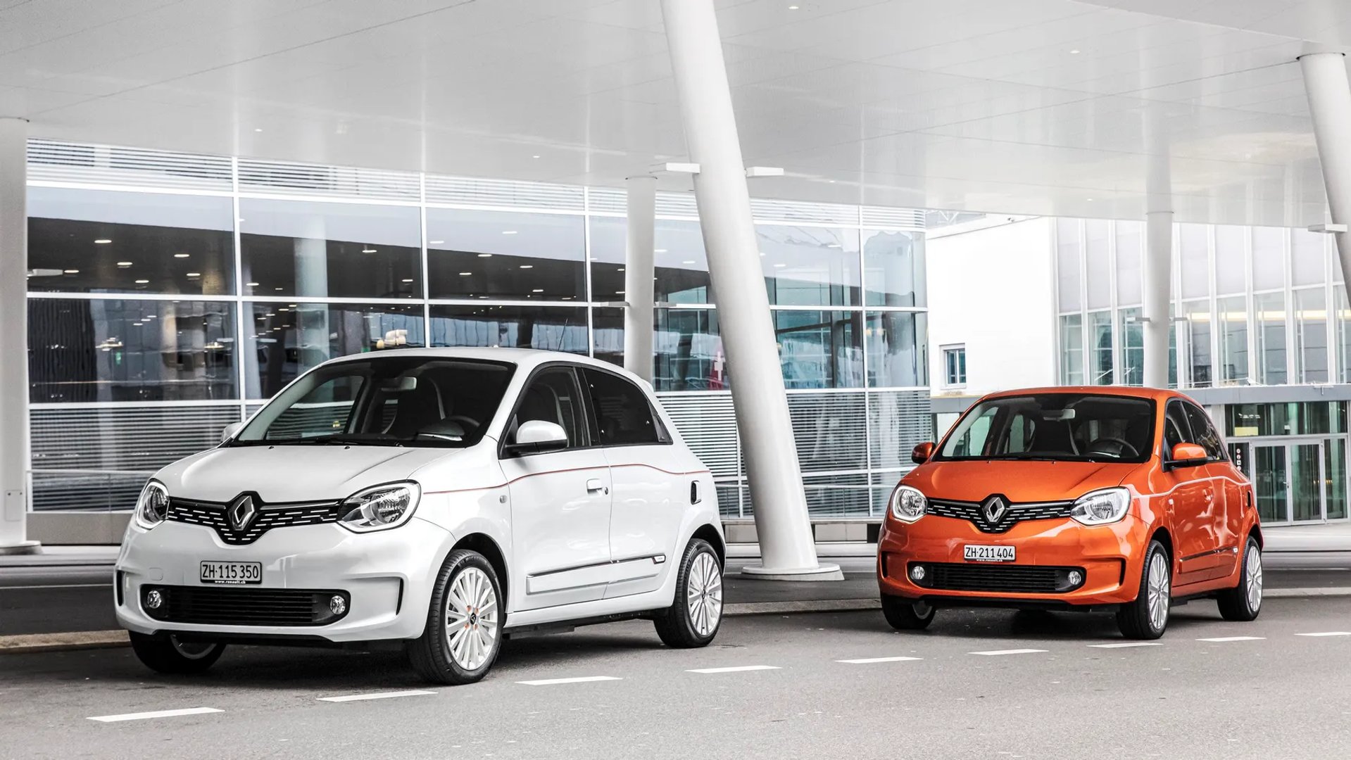 Renault_Twingo_3_generation_restyling__Mini_5-doors__4.jpg