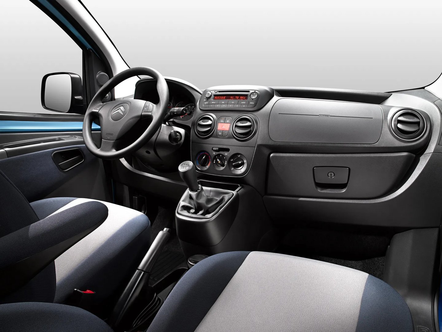 Citroen_Nemo_1_generation__Compact_Van__8.jpg