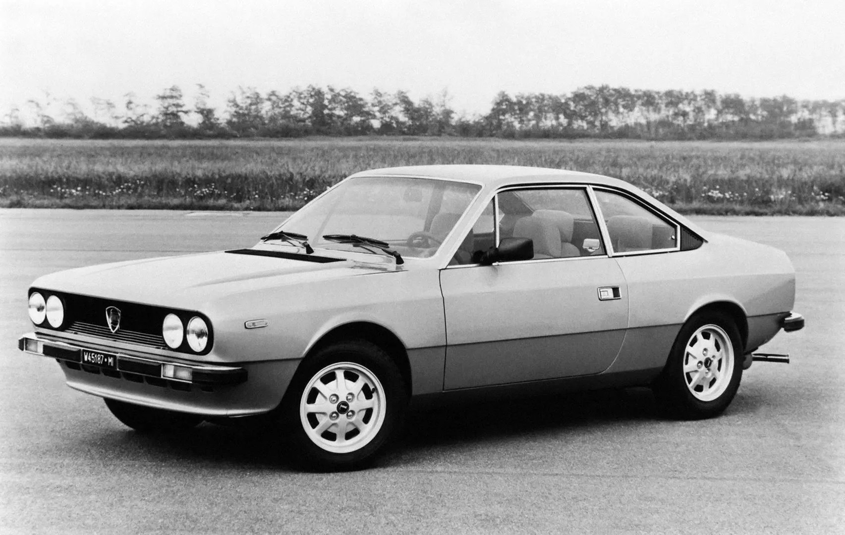Lancia_Beta_1_generation__Coupe__10.jpg