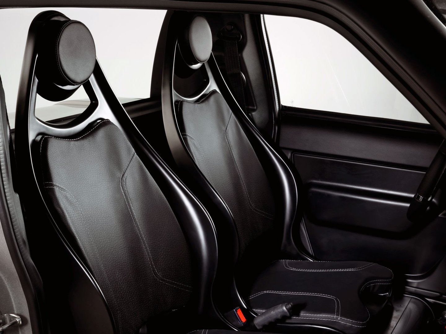 tazzari_Zero_1_generation__Hatchback_3-door__10.jpg