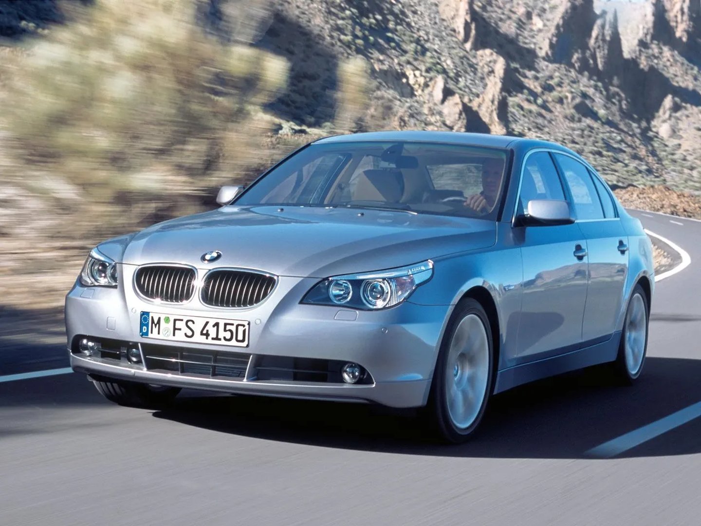 BMW_5_series_5_generation__Sedan__1.jpg