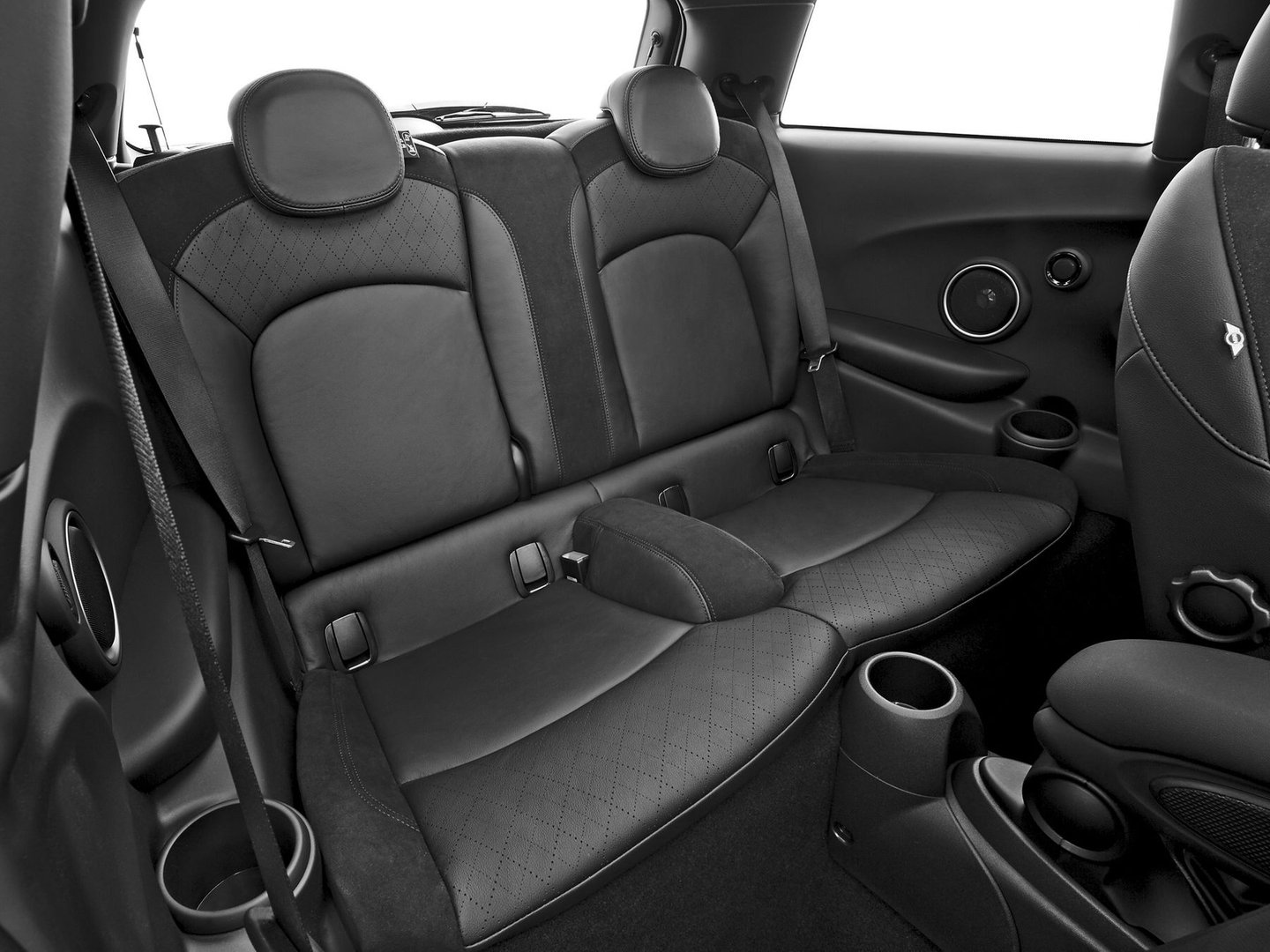 mini_Cooper_3_generation__Mini_3-doors__31.jpg