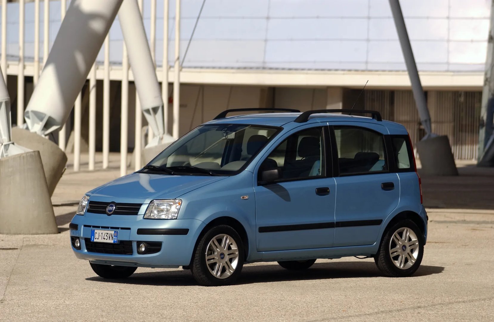 Fiat_Panda_2_generation__Mini_5-doors__6.jpg